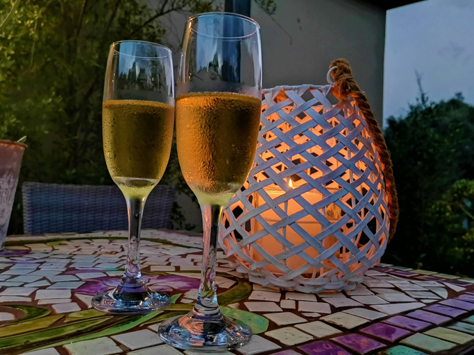 Food & Drinks 4, Charming Yellowwood Cottage for 2 People in Spacious Garden!, West Rand