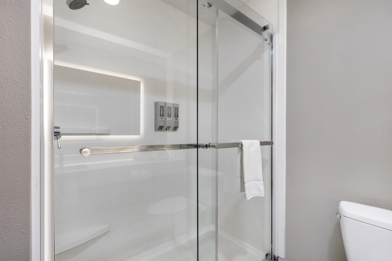 Bathroom 4, Best Western Plus Pocomoke City, Worcester