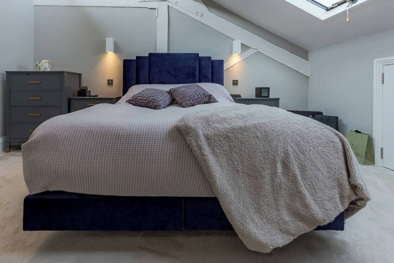 Room 3, Luxury Penthouse St Chads Snowhill, Birmingham