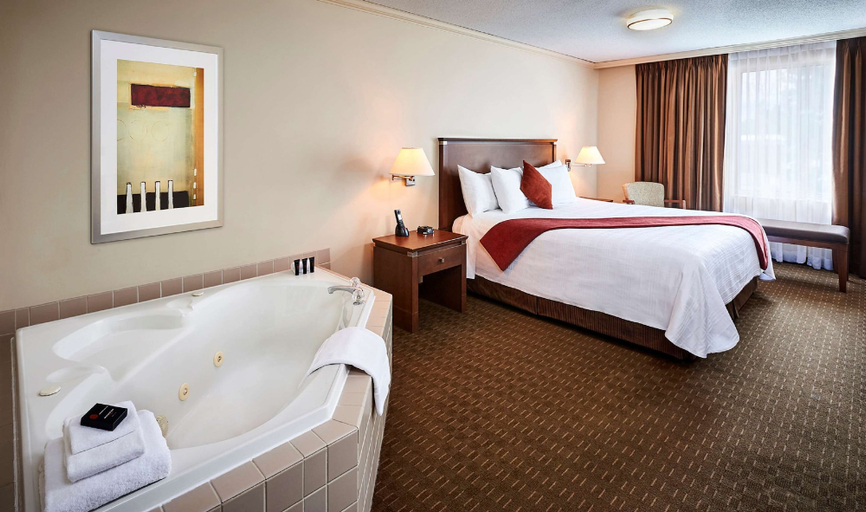 Bedroom 3, Best Western Plus Guildwood Inn, Lambton