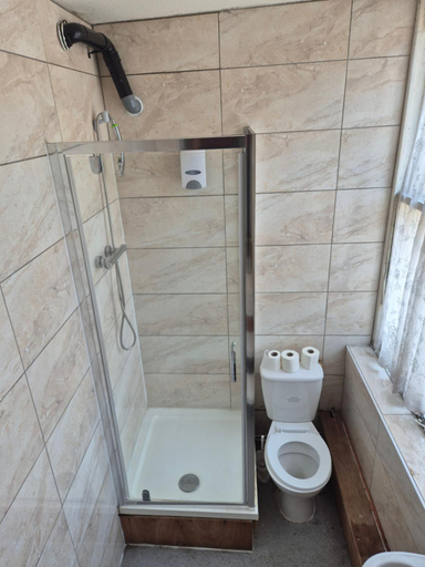 Bathroom 3, Assheton Arms Hotel, Rochdale