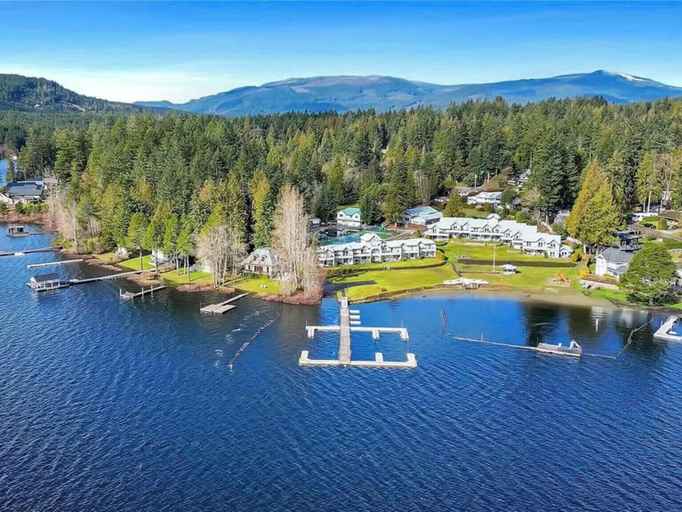 Aerial view 4, Lakefront Condo and Beach, Cowichan Valley