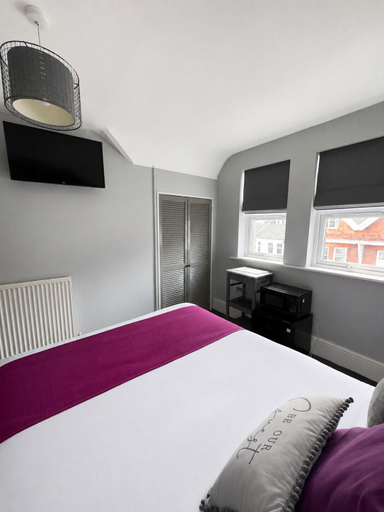 Room 5, Chelsea suite, Bournemouth