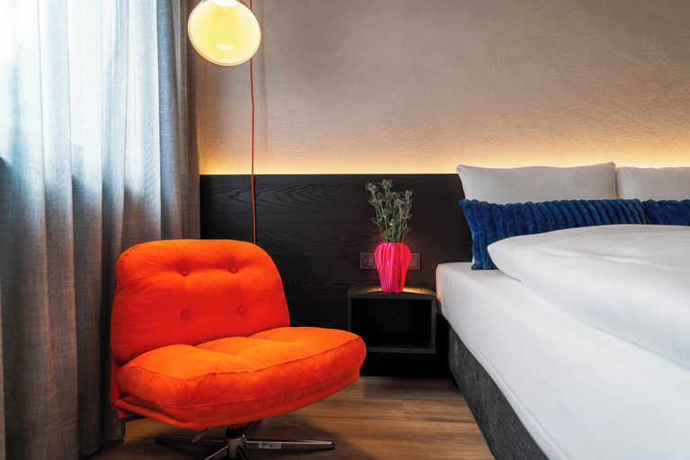 Bedroom 4, Savoy Hotel Frankfurt, Frankfurt am Main