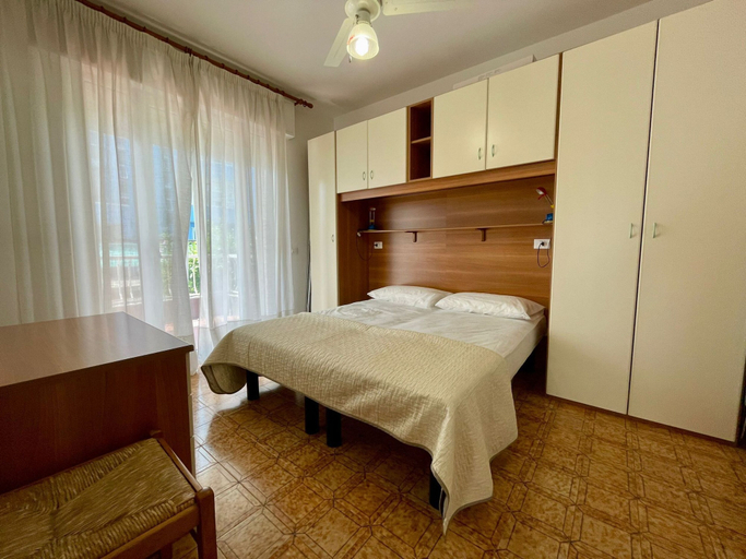 Bedroom 3, Enjoy the Pool at our Cozy Flat, Venezia