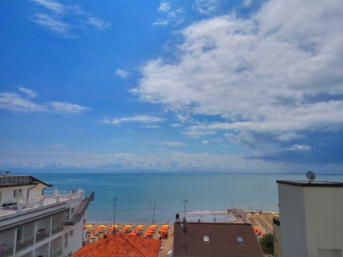 Exterior 2, Beautiful Duplex Penthouse in Lignano, Udine