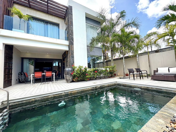 Pool 4, Modern Villa Nestled in its Tropical Garden