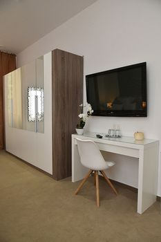 Others 2, Bp Design Hotel & Apartman, Budapesti