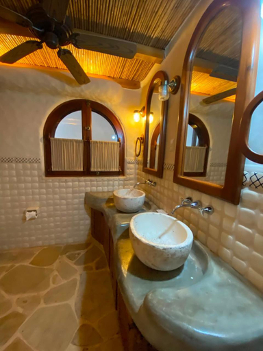Bathroom 4, Pelican Eyes Resort & Spa, Tola