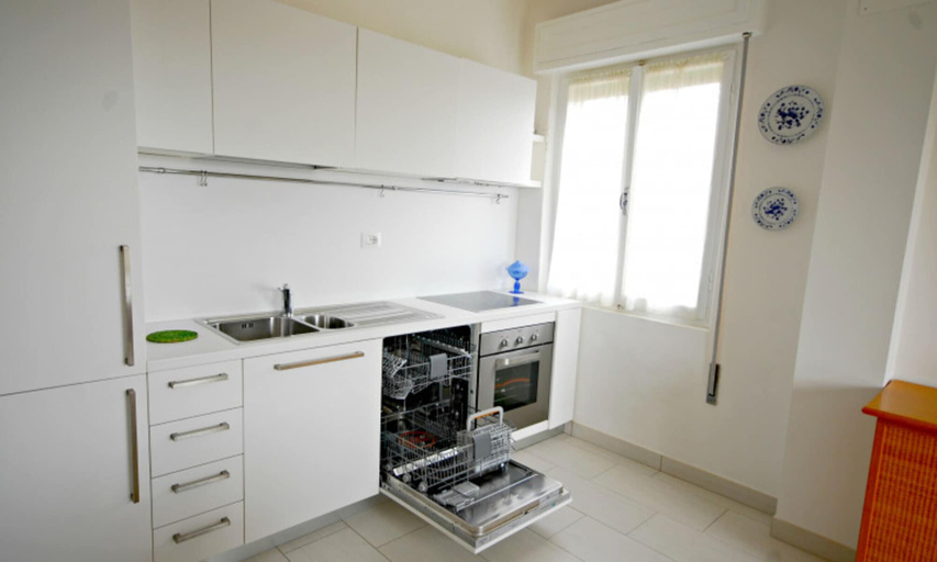 Interior 4, Bright Apartment With sea View, Udine