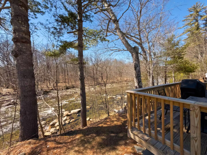 Property grounds 4, RIVENDELL HAVEN, Carroll