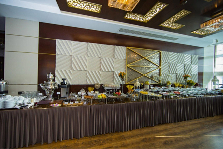 Food & Drinks 5, Sapphire Hotel, Baku
