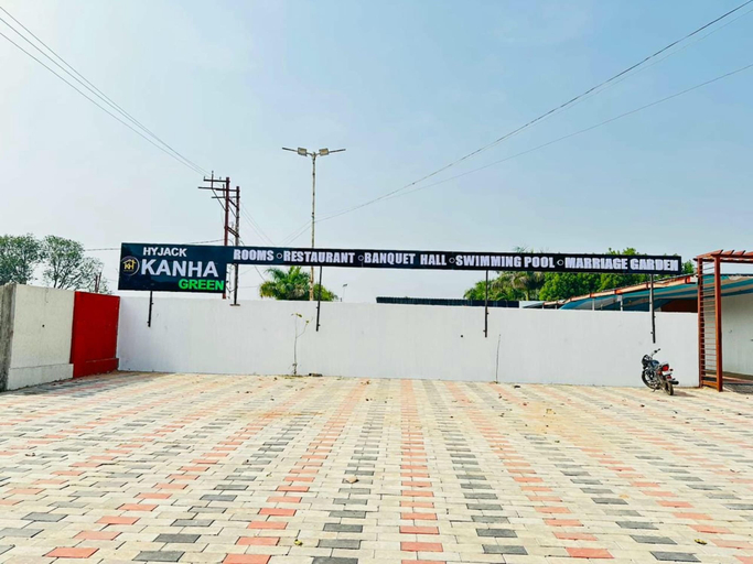 Property grounds 2, Kanha Green, Bhopal