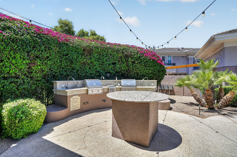 Property grounds 2, Scottsdale Basecamp With Prime Golf Access 2 Bedroom Condo, Maricopa