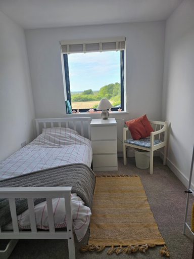 Room 5, 5 Bed -sleeps 7 -new Build -detached Property, Kent
