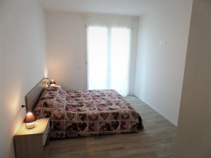 Room 5, Stylish Holiday Flat With Rooftop Pool, Venezia