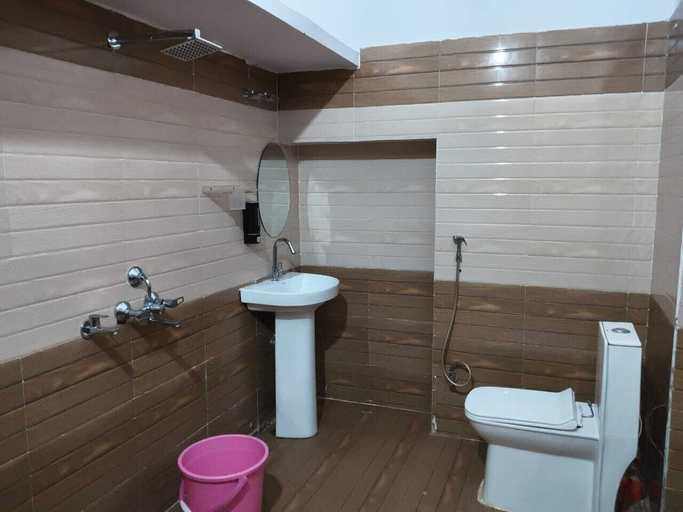 Bathroom 4, Amrit Niwas, Faizabad