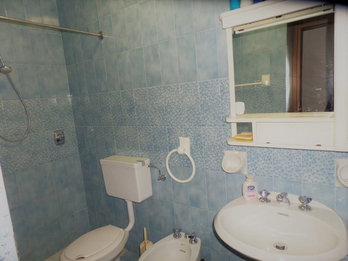 Bathroom 5, Cozy sea View Studio With Terrace, Venezia