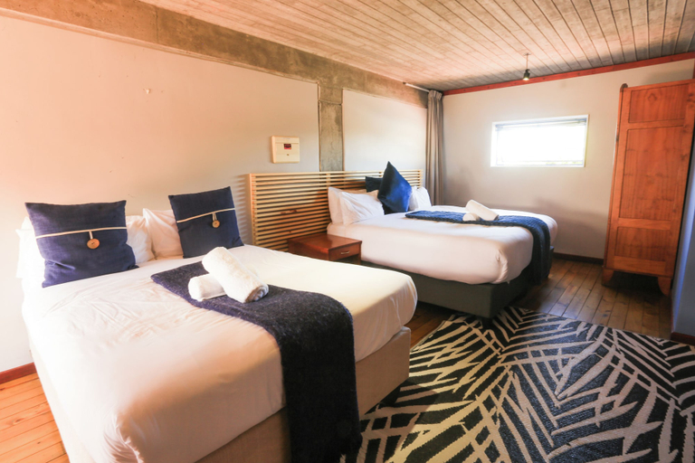 Bedroom 2, Safi Self-Catering Suites, Buffalo City