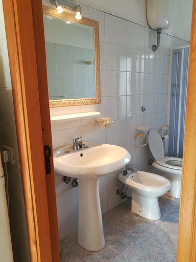 Bathroom 3, Holidays in Vieste in Charming Villas - 4, Foggia