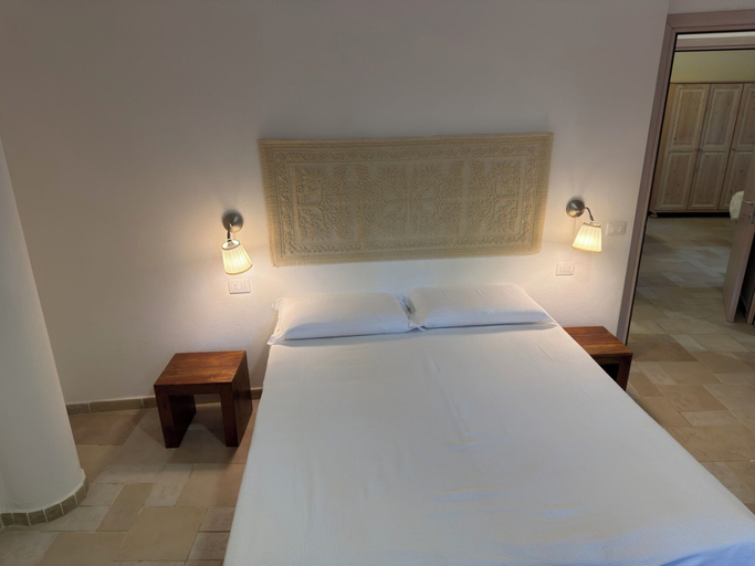 Room 2, Residence With Swimming Pool Close to the sea, Cagliari