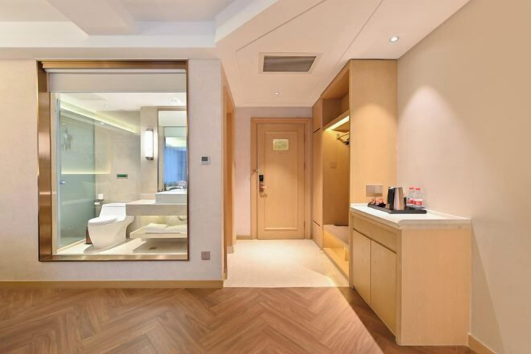 Bathroom 5, Vienna International Hotel , Changchun, Changchun