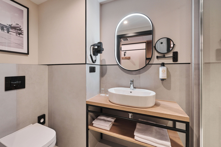 Bathroom 3, Campanile PRIME Warsaw Airport, Warsaw