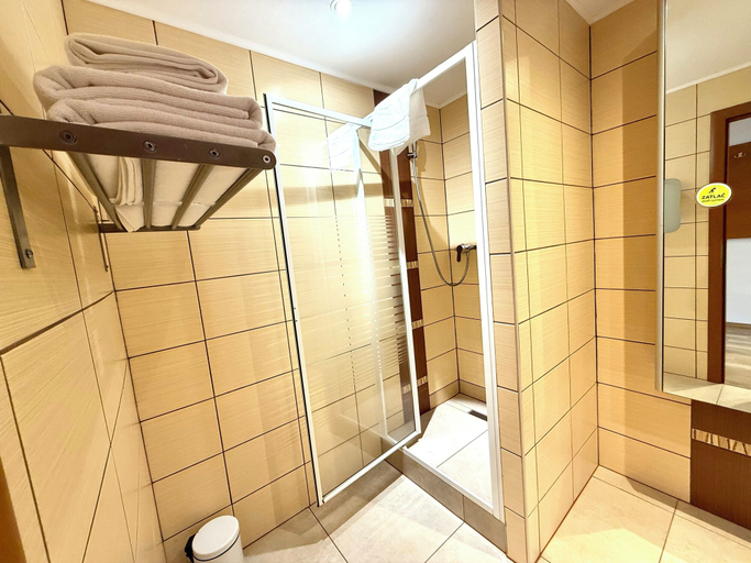 Bathroom 4, Penzión a reštaurácia Raimund, Poprad