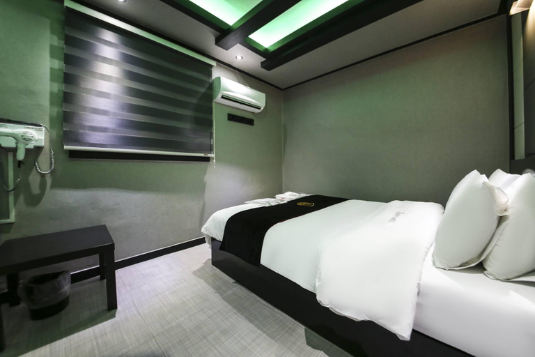 Bedroom 2, Geumjeong ZOOM, Anyang