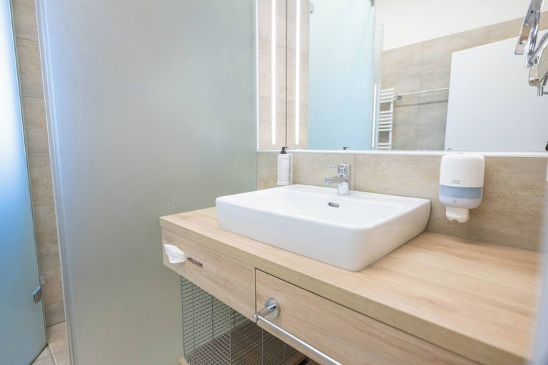 Bathroom 5, Sunny Suite I Graz-süd I 2 Pers 24-7 Check-in, Graz