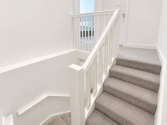 Room 2, Beautiful House 2BR - Sleeps 6 - Free Parking - Huddersfield, Kirklees