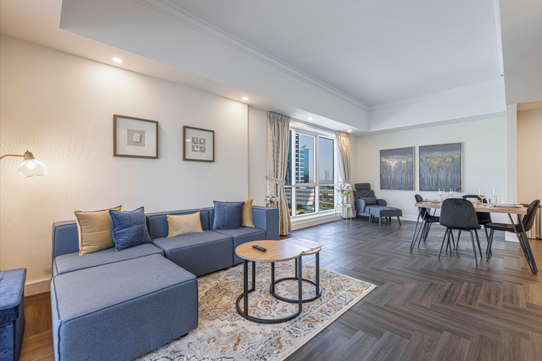 Living room 4, Luxurious And Stylish 1br With Amazing City Views, Dubai
