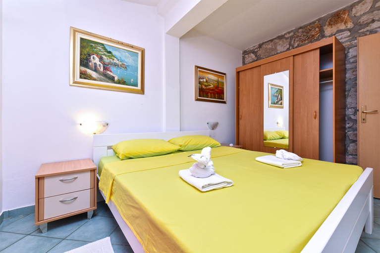 Room 5, Charming Home With Pool in Barbariga, Vodnjan