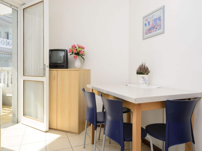 Dining room 2, Charming Property With Shared Pool, Udine