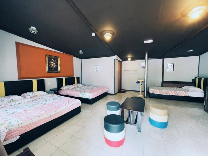 Bedroom 2, SUNRISE KUNDASANG RESORT, Ranau