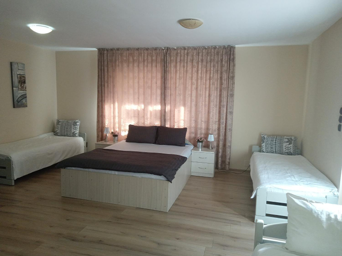 Bedroom 2, casa hermosa, Turda