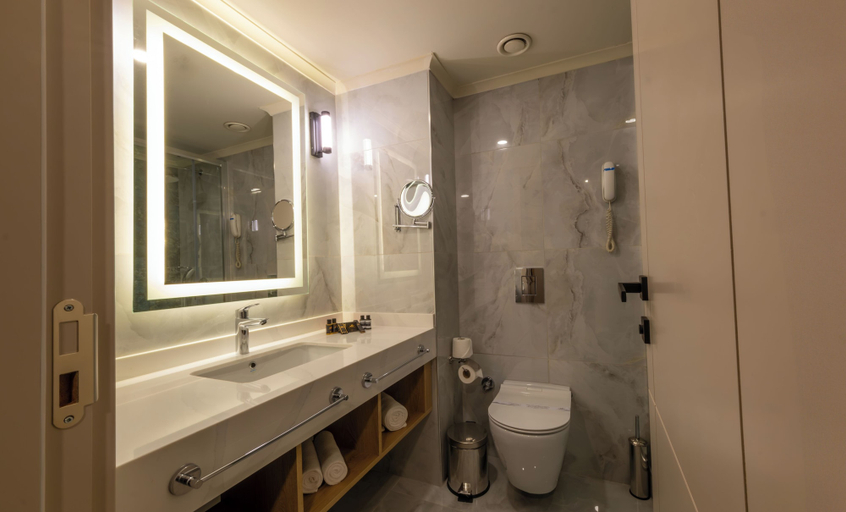 Bathroom 4, Aydinbey King's Palace & Spa -Ultra All Inclusive, Manavgat