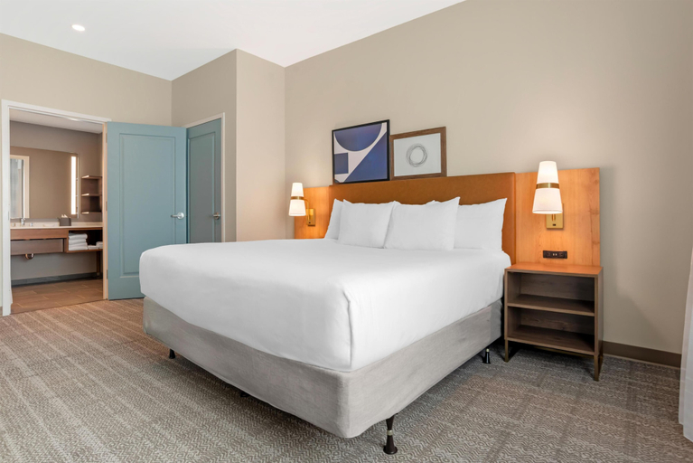 Bedroom 3, Drury Inn & Suites Destin Miramar Beach, Walton