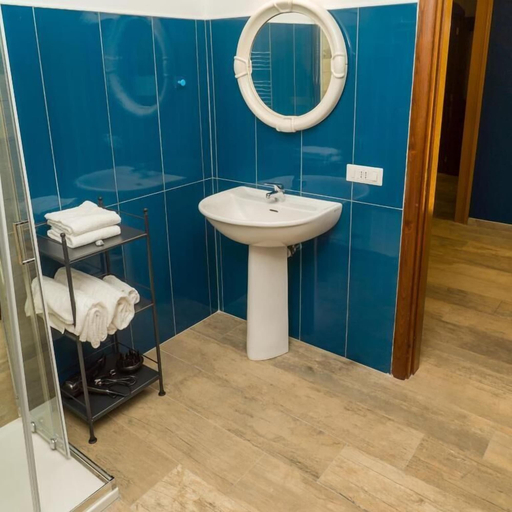 Bathroom 3, Prima Classe Battipaglia, Salerno