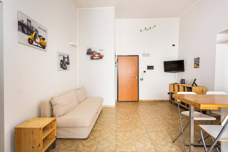 Living room 4, La Casa Sul Mercato Antico, Palermo