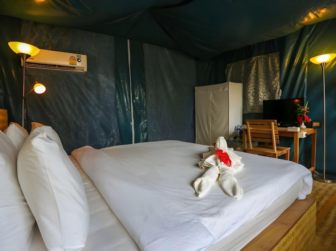 Bedroom 2, Koh Mook De Tara Beach Resort, Kantrang