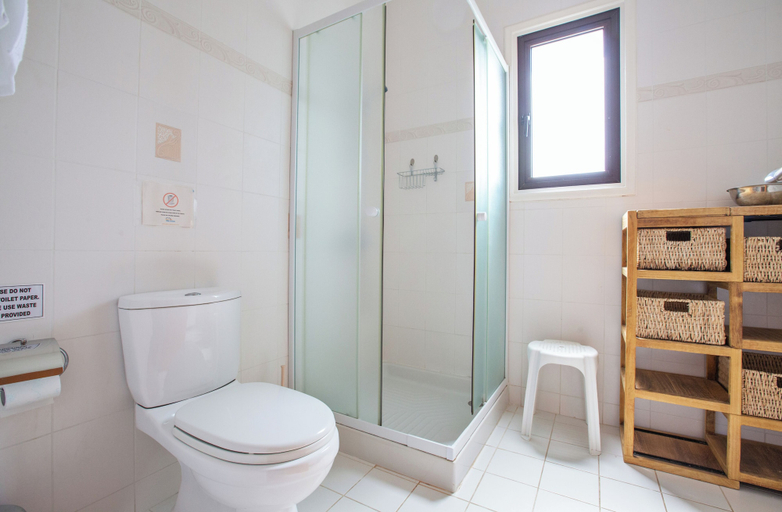 Bathroom 3, Protaras Holiday Villa Av6