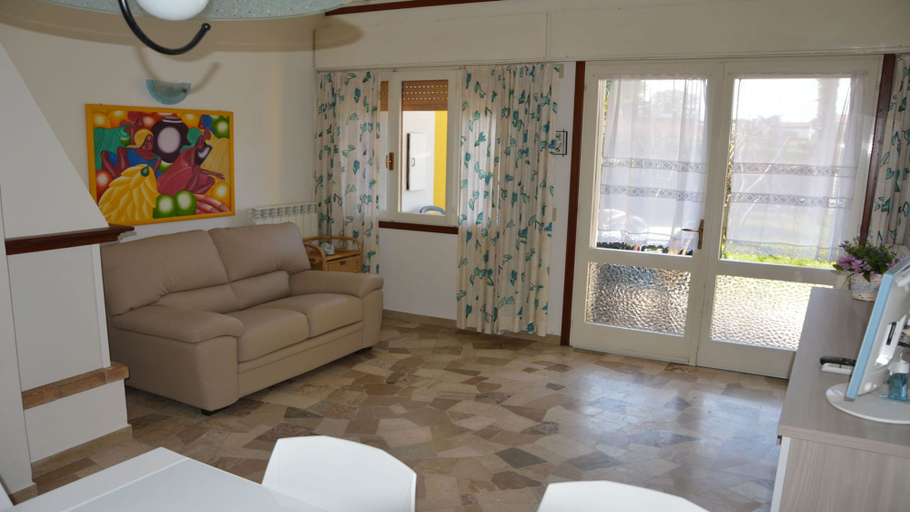 Living area 5, Relaxing Villa Near the sea in Caorle, Venezia