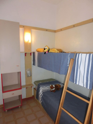Bedroom 3, Villa in a Quiet Area Next to the sea, Venezia