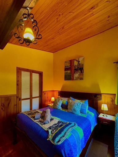 Bedroom 1, Turismo La Rueda del Chucao, Valdivia