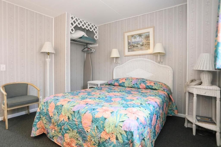 Room 5, Commander By The Sea, Cape May