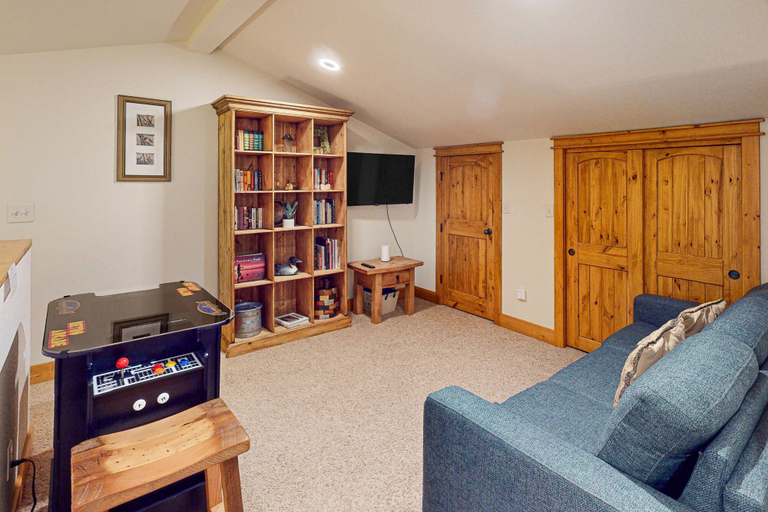 Game room 2, Luxurious Dog-friendly Townhome Near Lake Estes With Fantastic Views, Larimer