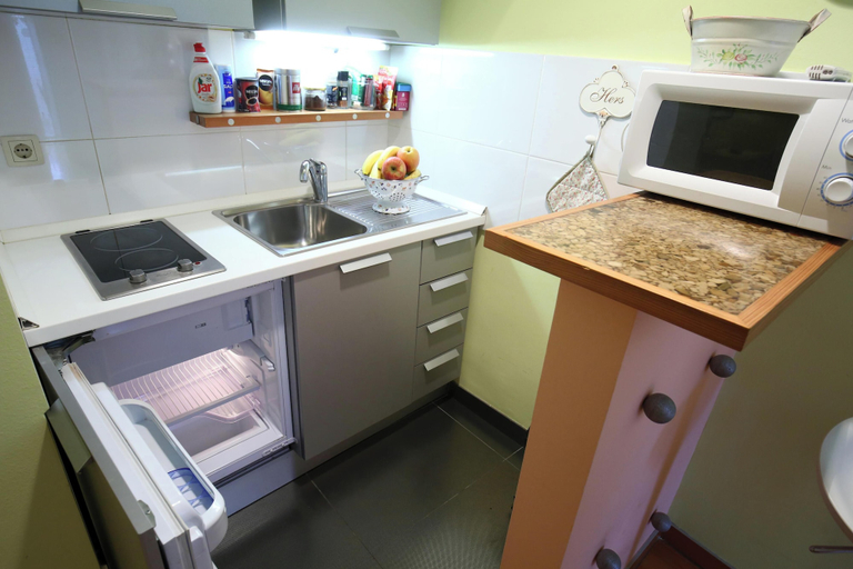 Others 4, Double Bedroom Apartment on Great Location With Balcony!!, Split