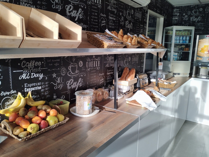 Food & Drinks 5, Kyriad Direct Clermont Ferrand Nord Gerzat, Puy-de-Dôme