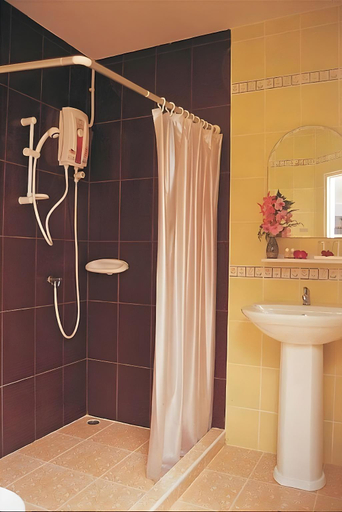 Bathroom 3, TJ Guest House, Pattaya